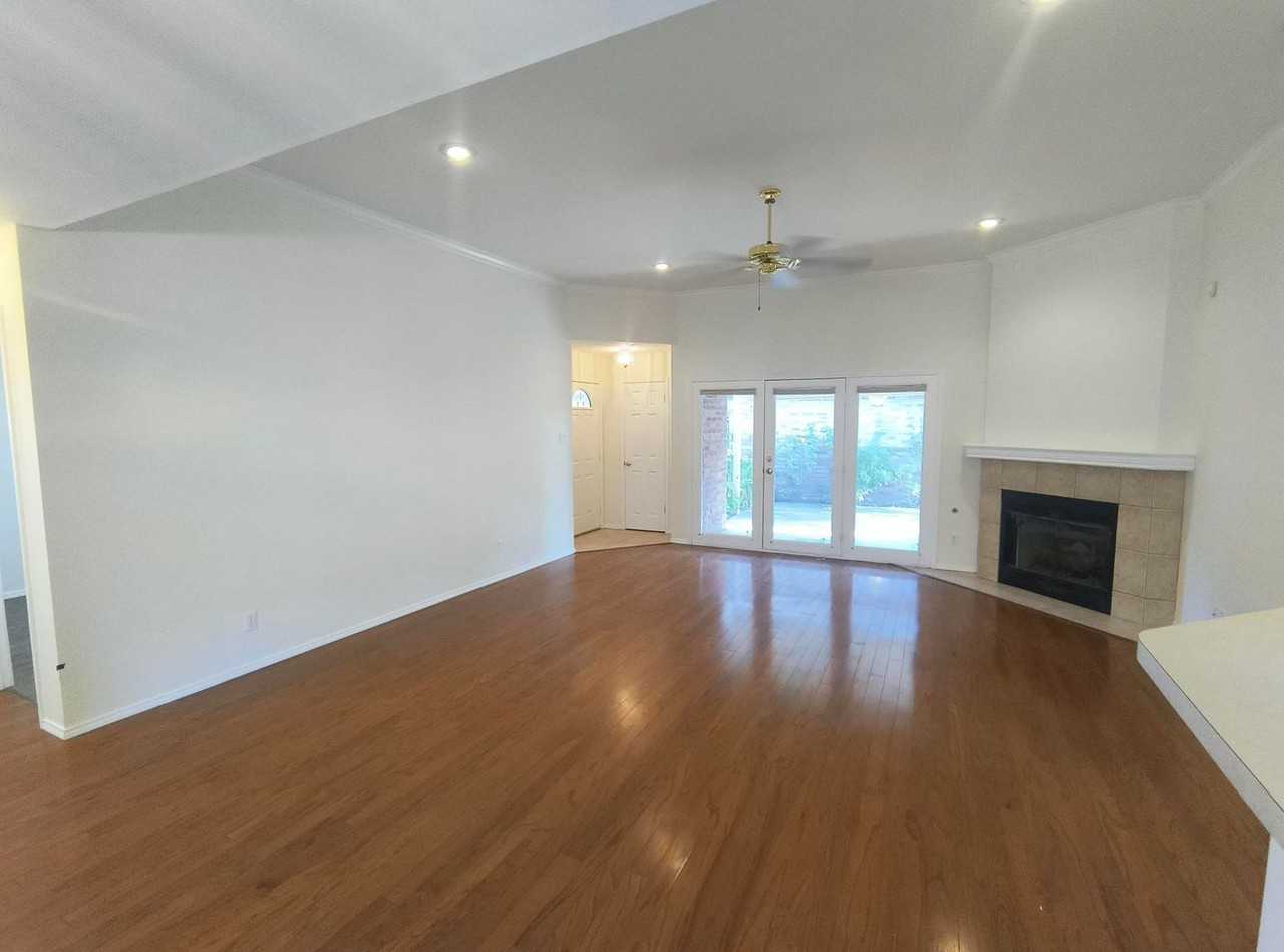 4301 Pinion Ridge Drive - Photo 4 of 14