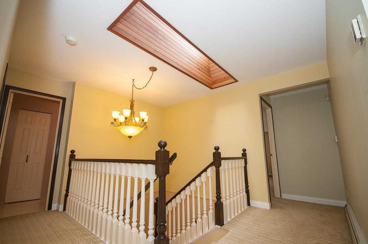 2131 Kirkstone Road - Photo 3 of 11