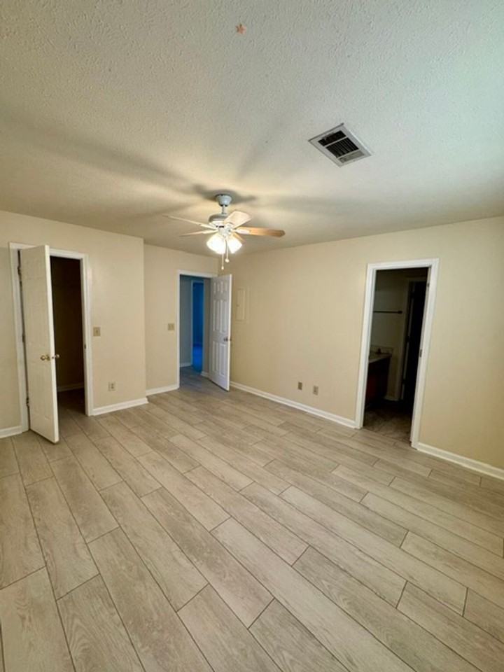 246 Harmon Dr - Photo 6 of 7