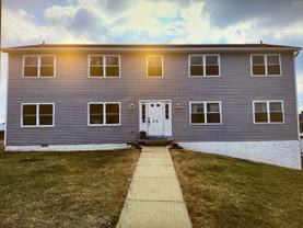 2 Bedroom Apartment with Off Street Parking - Photo 1 of 1