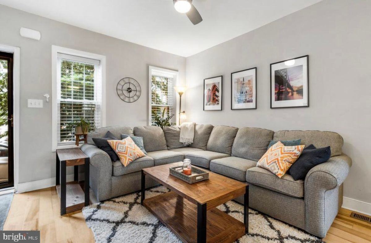 2427 E Boston St - Photo 4 of 24