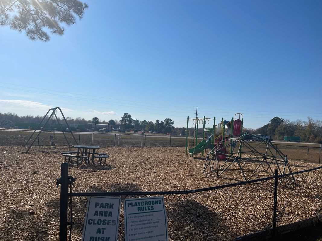 1321 South Hollow Cove Road - Photo 2 of 3