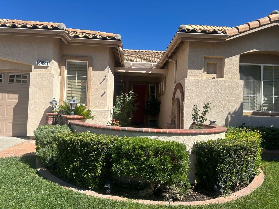 5034 Singing Hills Drive - Photo 2 of 33