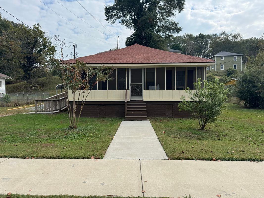 140 Juniper Street - Photo 2 of 11