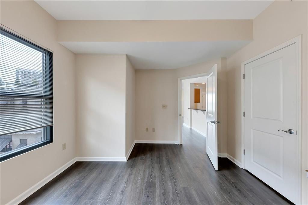 3040 Peachtree Road NW ##704 - Photo 6 of 16