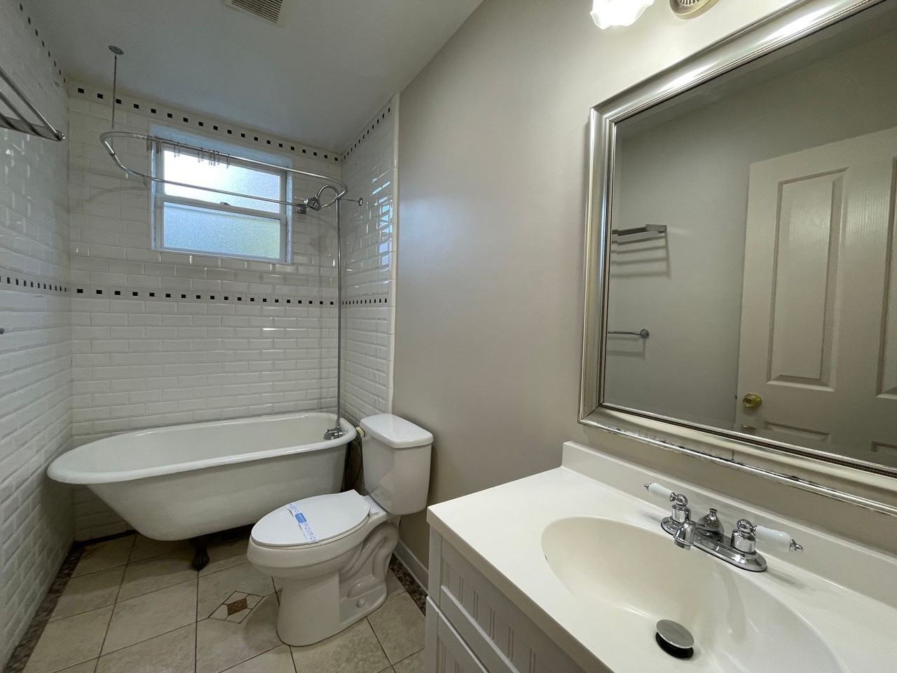 1822, T Street - B #B - Photo 7 of 19