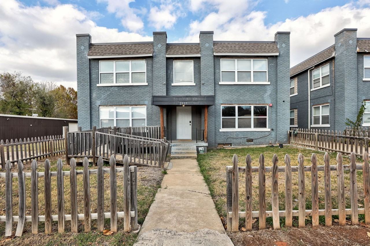 2325 Nw 12th St #A - Photo 4 of 27