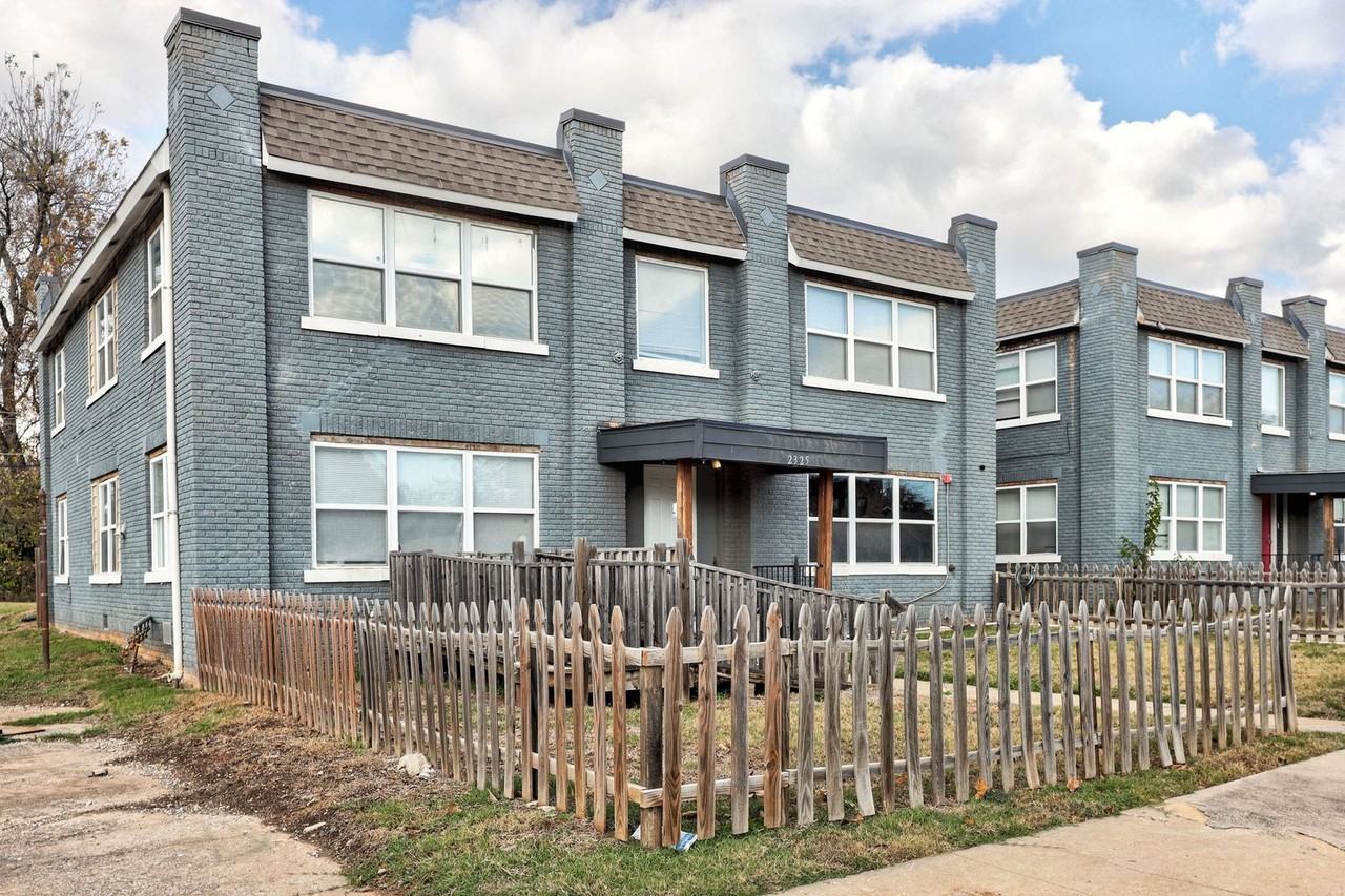 2325 Nw 12th St #A - Photo 5 of 27