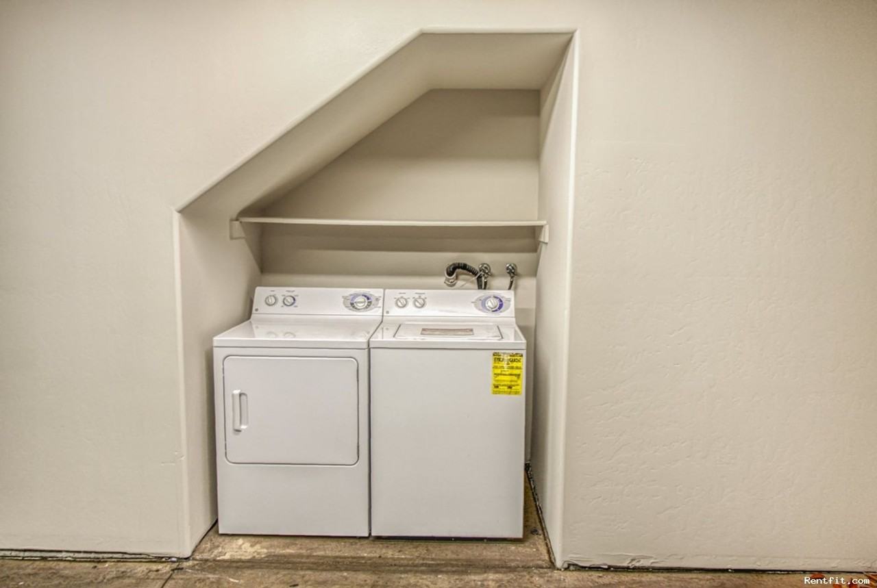 113  -  YOUNG-WOO &  EUN-JA KIM PARK - Photo 2 of 8