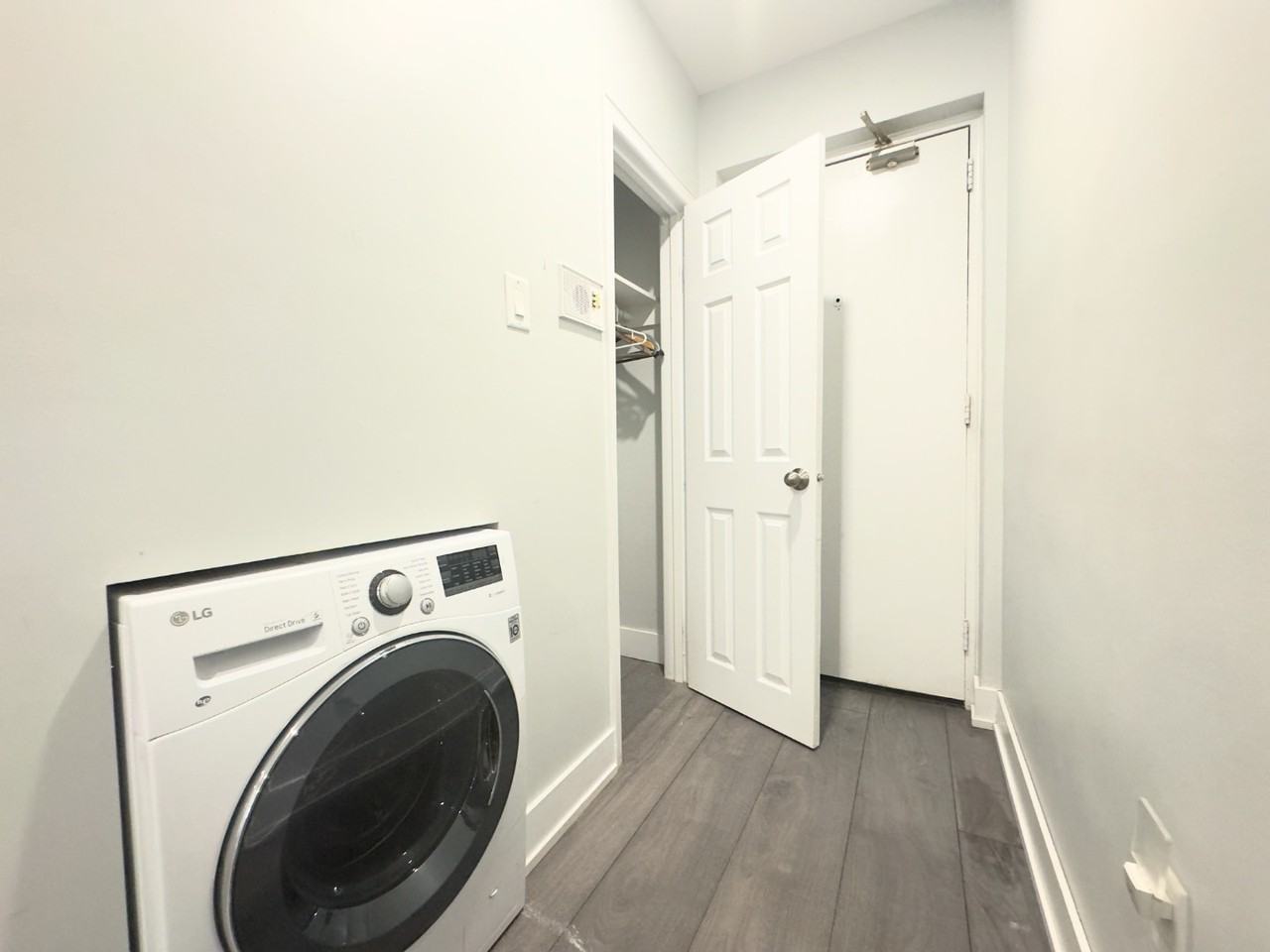 449 Concession Street #1 - Photo 3 of 11