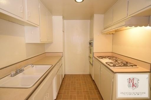 244 South El Molino Avenue #11 - Photo 6 of 14