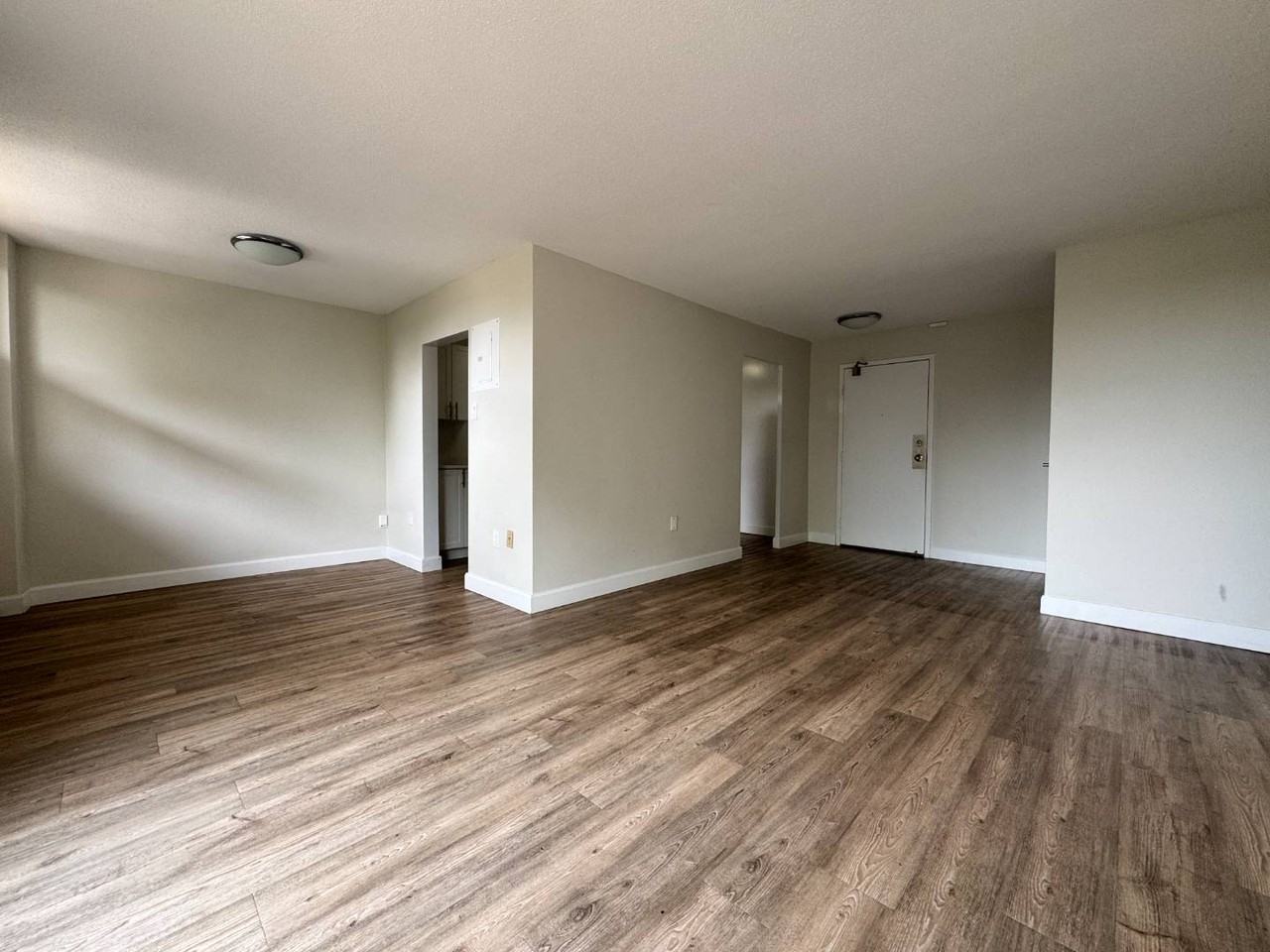 200 London Road - Photo 2 of 16