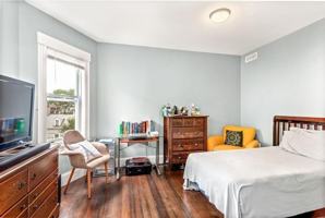 featured image of 389 Centre St