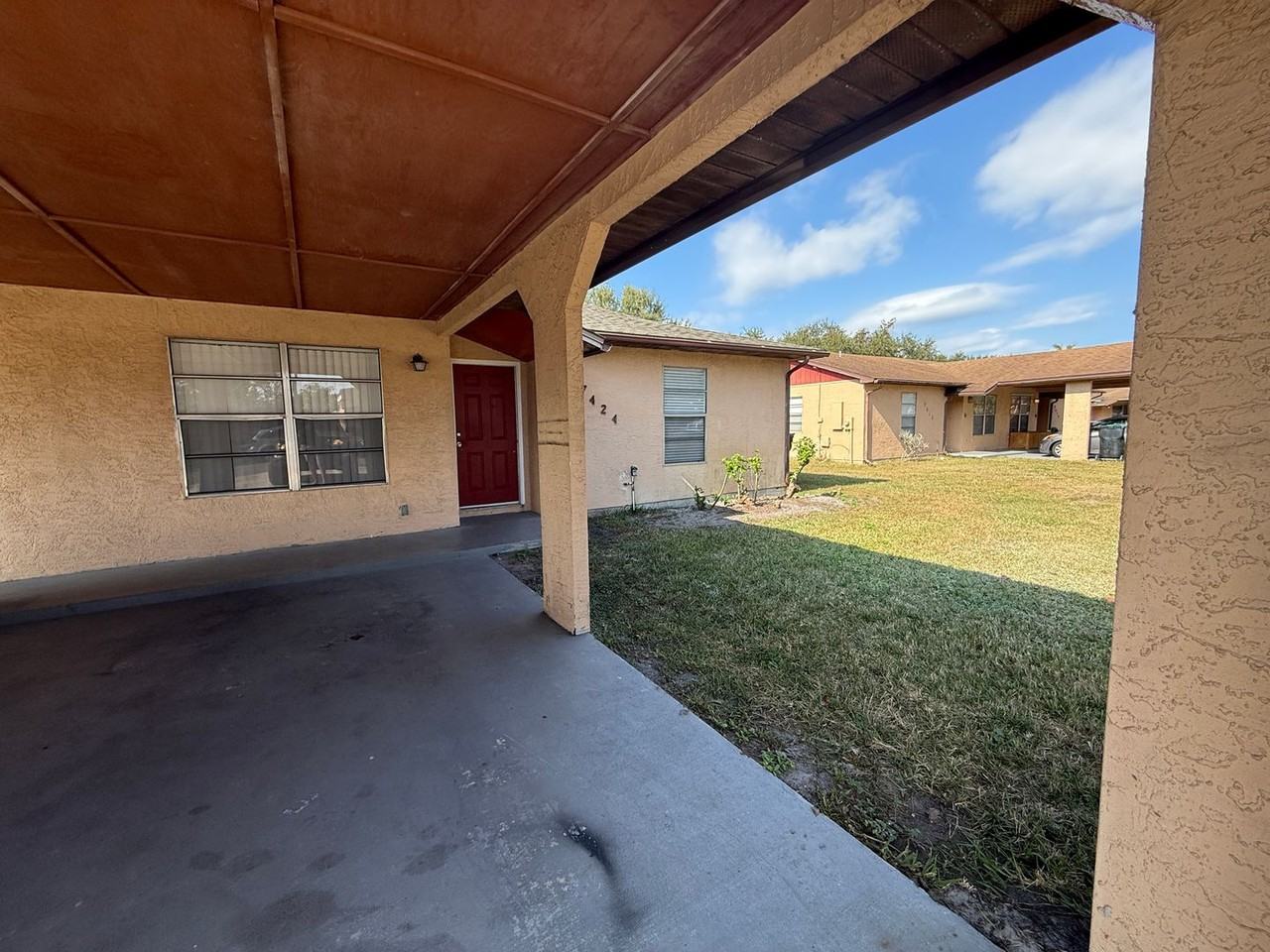 7424 Golden Glenn Ct - Photo 2 of 10