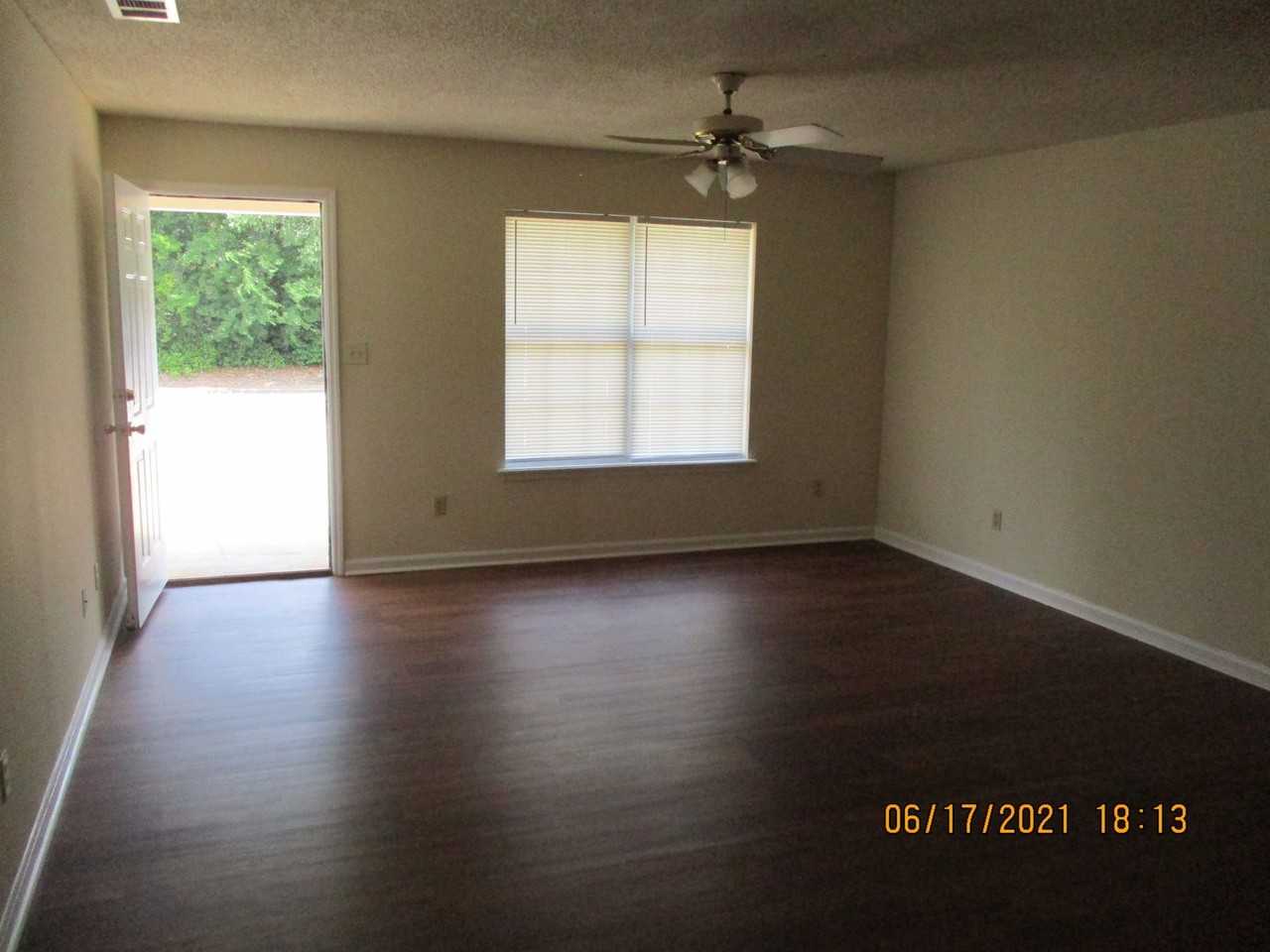 2511 Cardinal Street - Photo 2 of 7