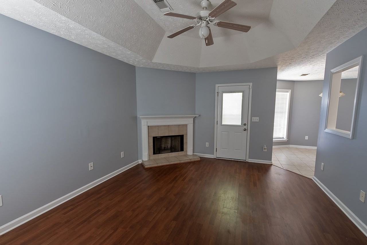 6725 Taylor Ridge Rd - Photo 4 of 26