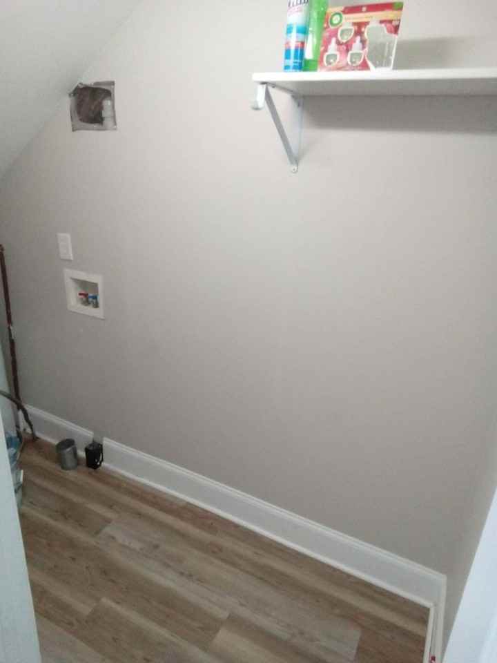 764 West Franklin Street - Photo 5 of 10