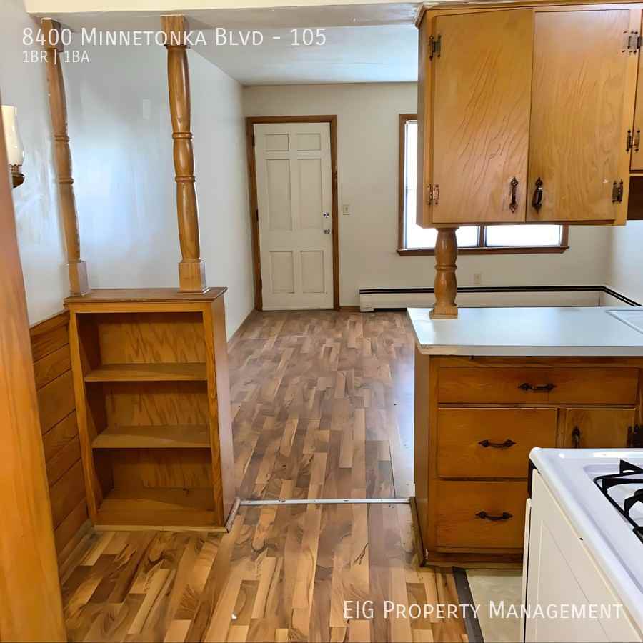 Trailway - Photo 2 of 39