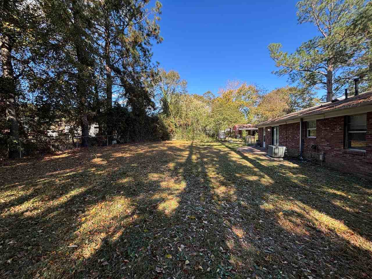 2511 Drayton Dr - Photo 7 of 27