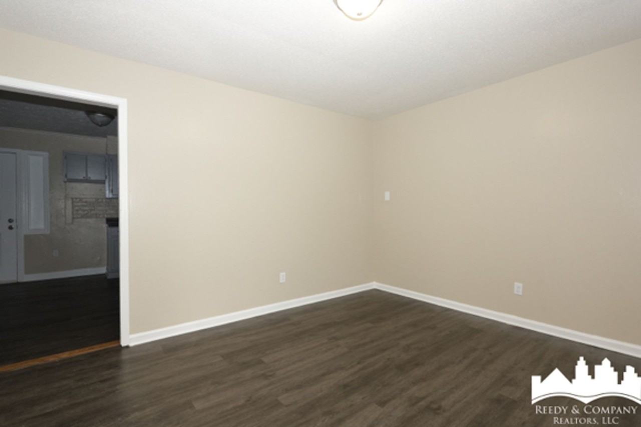 6465 Forest Glen Drive - Photo 7 of 20