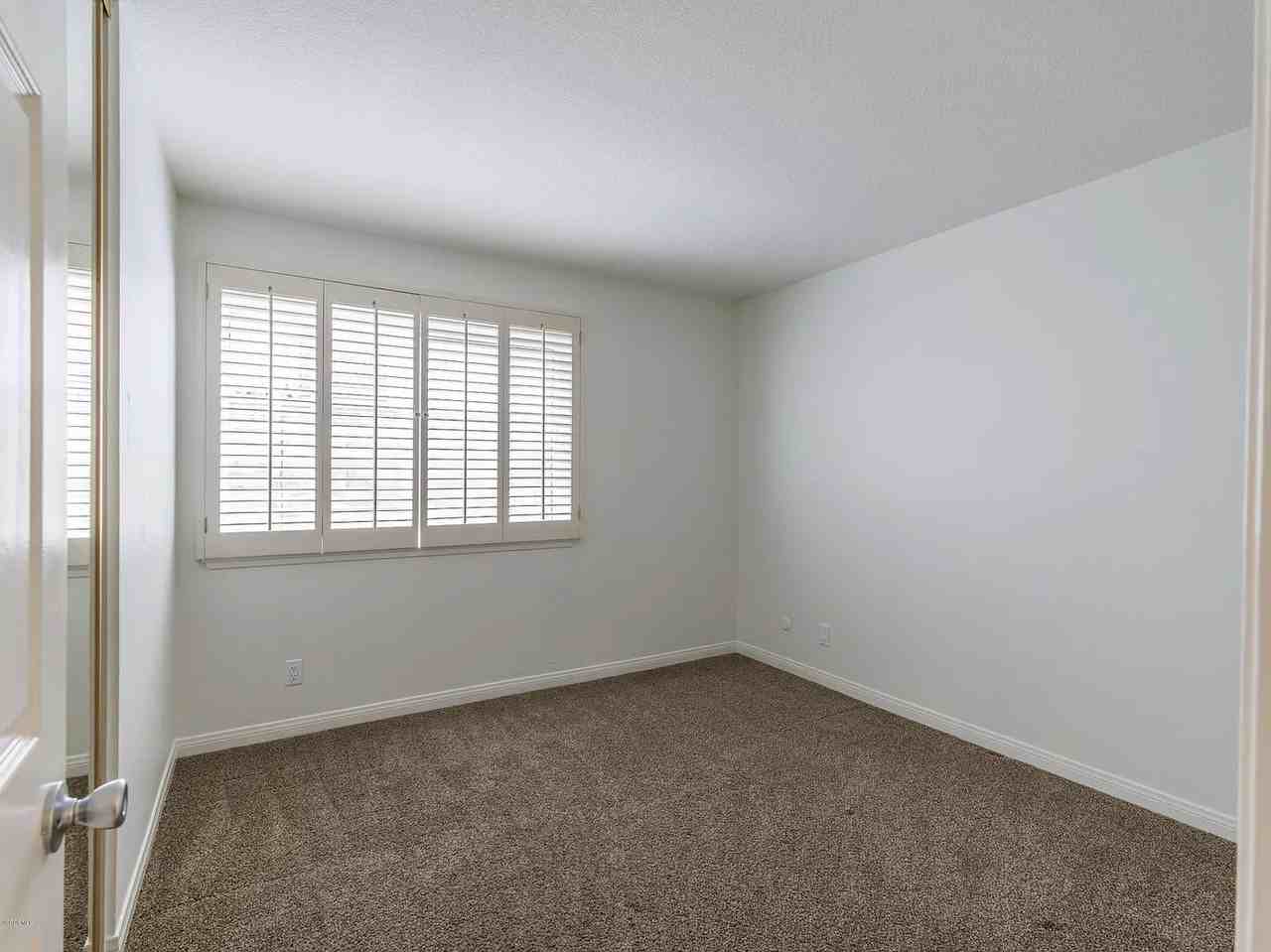 5914 Carell Ave - Photo 6 of 15