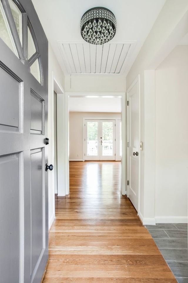 1655 Ridgewood Dr Ne - Photo 2 of 24