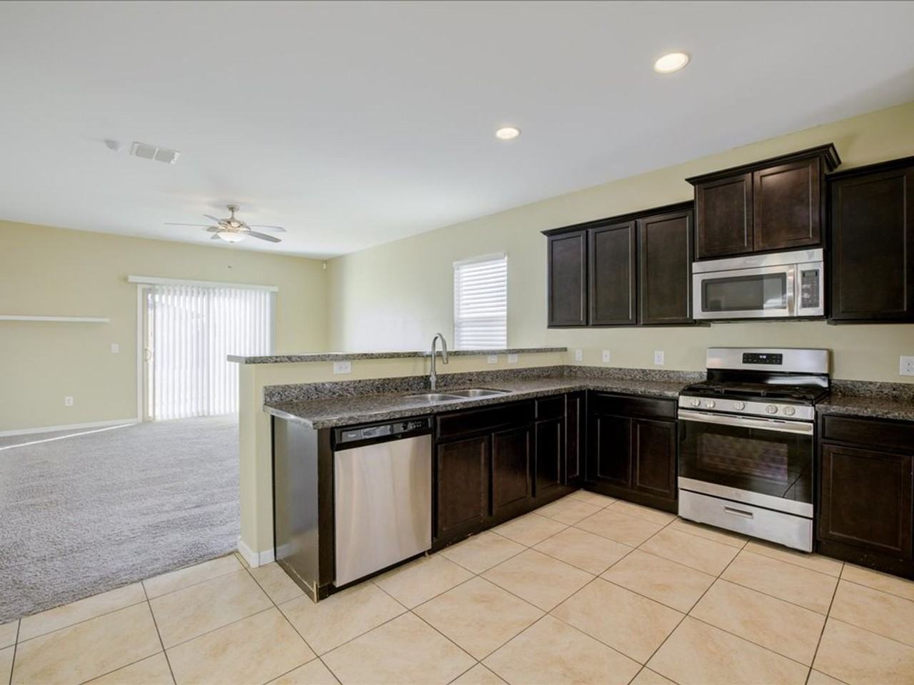 11293 W Folsom Point Dr - Photo 6 of 26