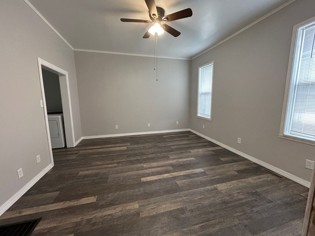 1429 Monroe Street - Photo 2 of 11