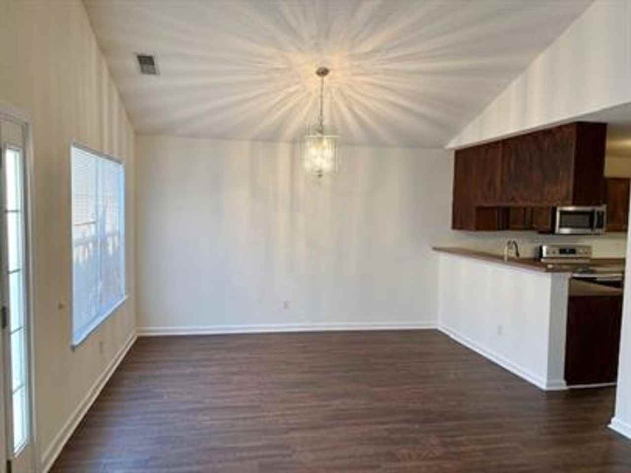 762 Corn Planters Court South - Photo 3 of 21