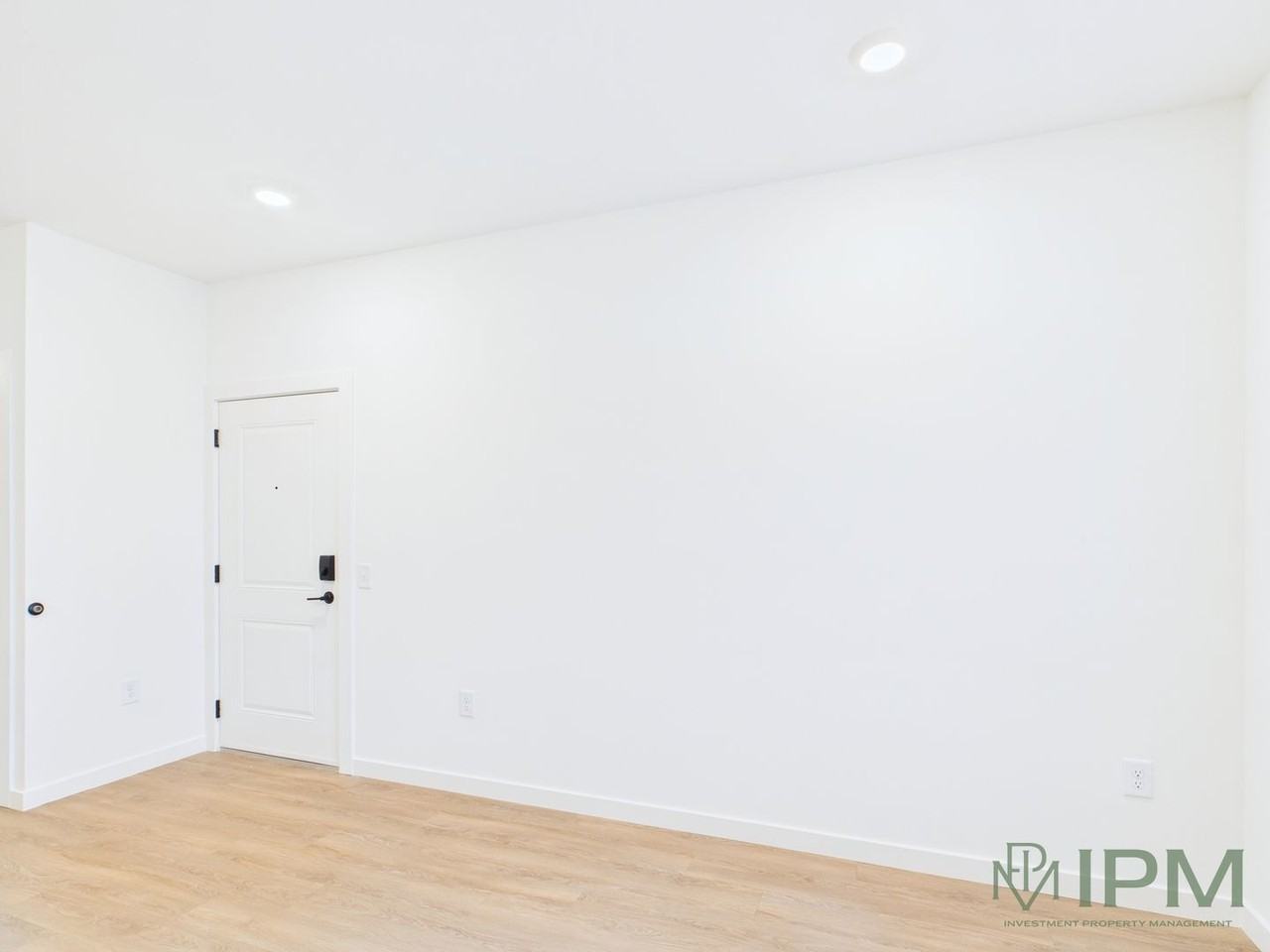 Fairway Flats Apartments - Photo 7 of 47