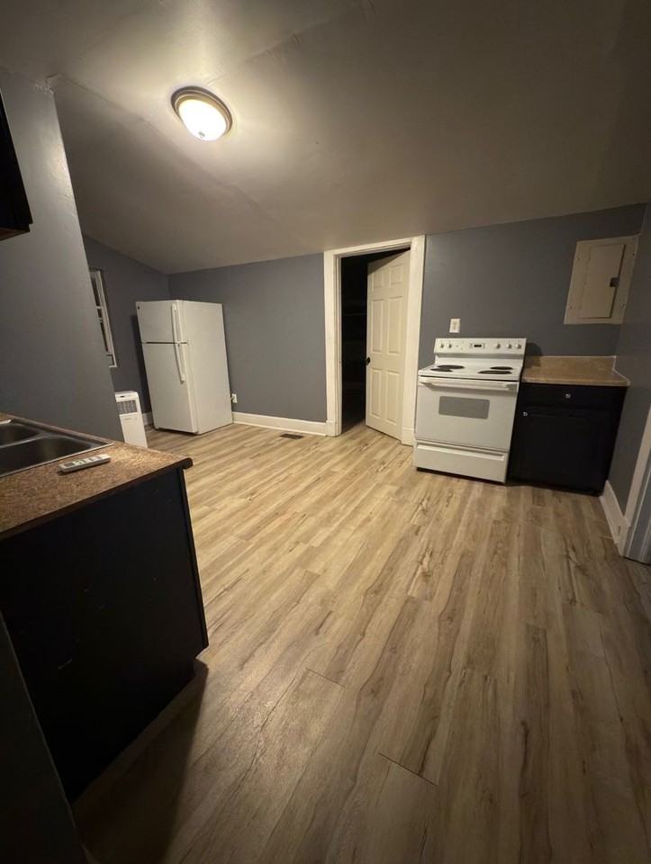 1206 West 25th Street - Photo 2 of 7