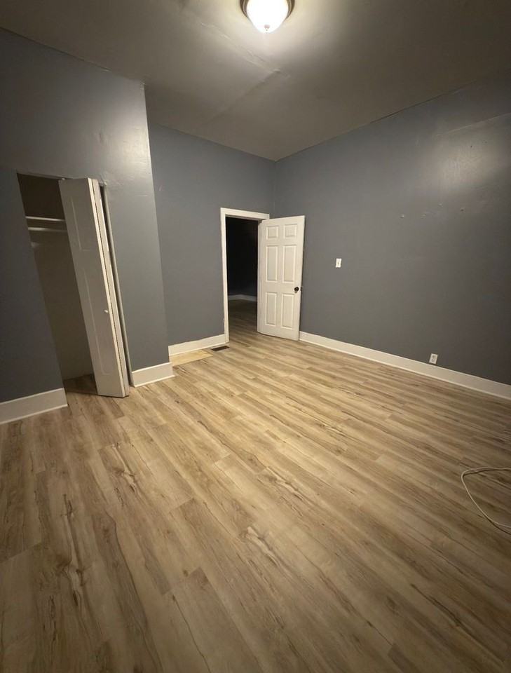 1206 West 25th Street - Photo 4 of 7