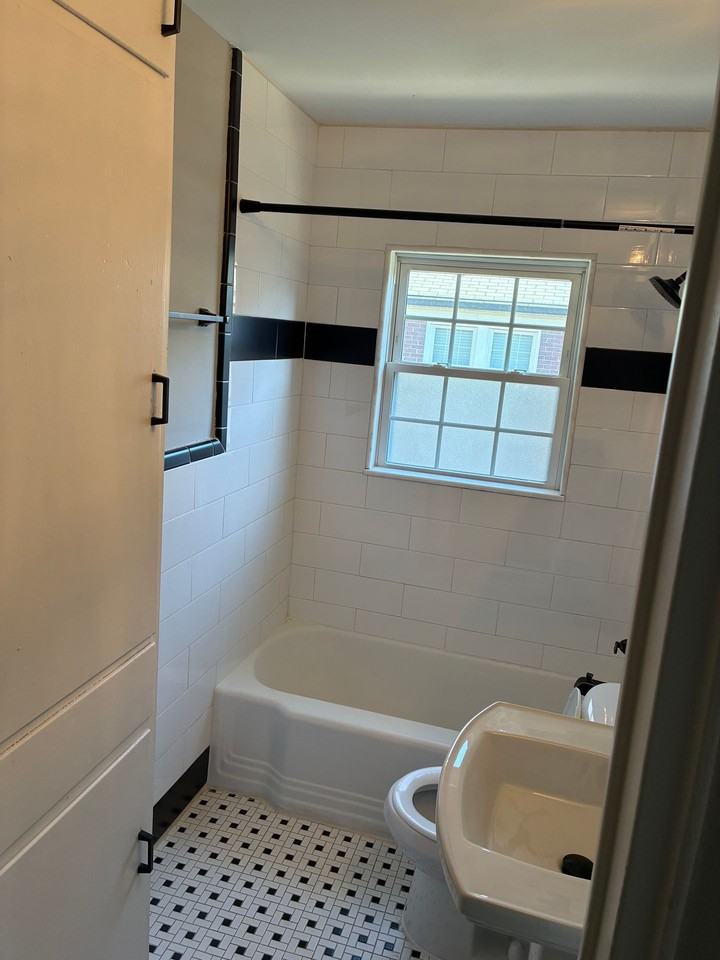 A Little Holiday Wish Come True: No rent until January! - Photo 7 of 31