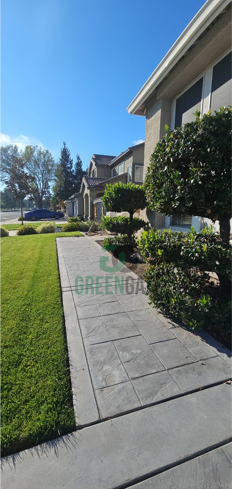 571 Zurich Drive - Photo 6 of 50