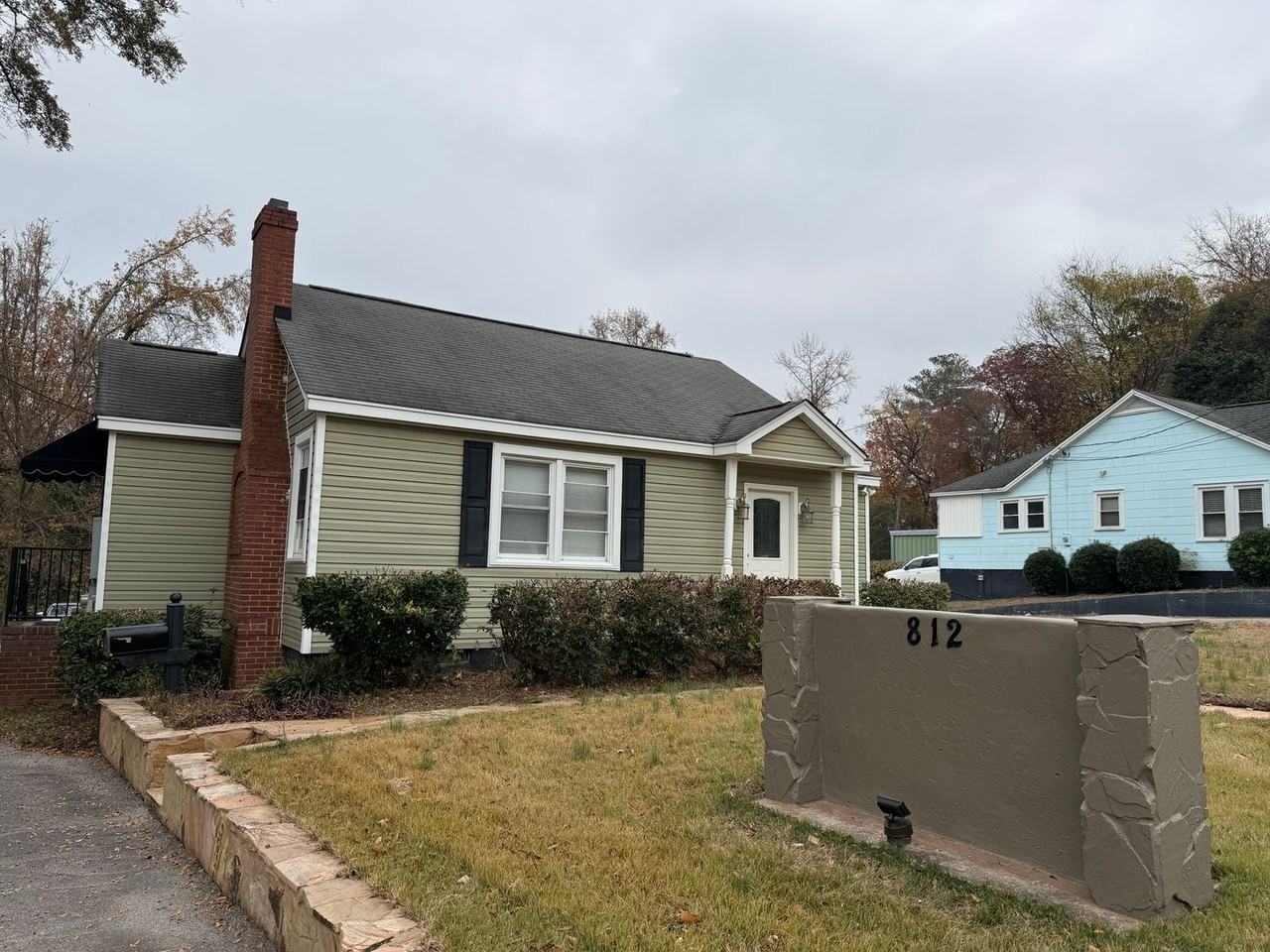 812 East Main Street - Photo 2 of 14