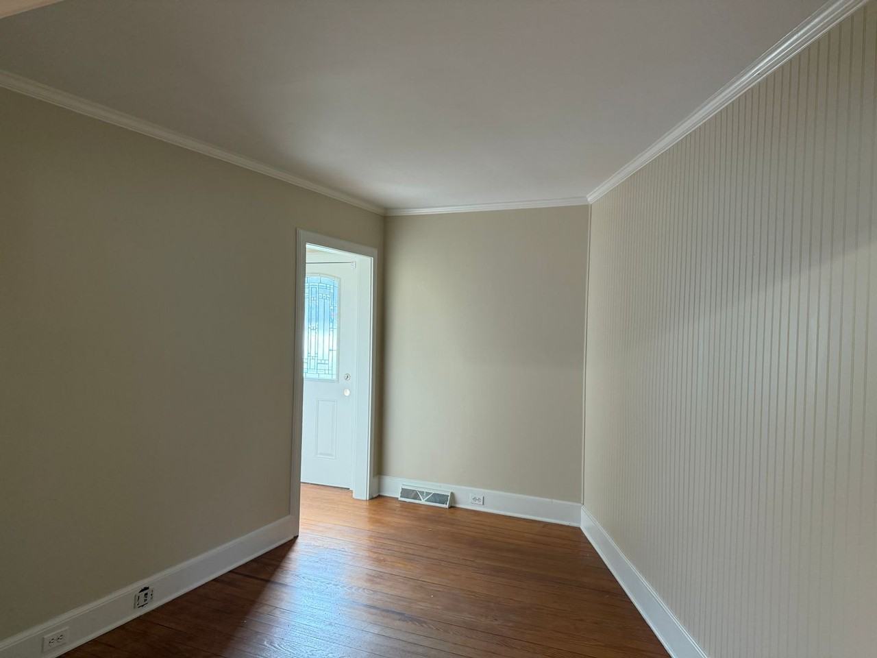 812 East Main Street - Photo 4 of 14