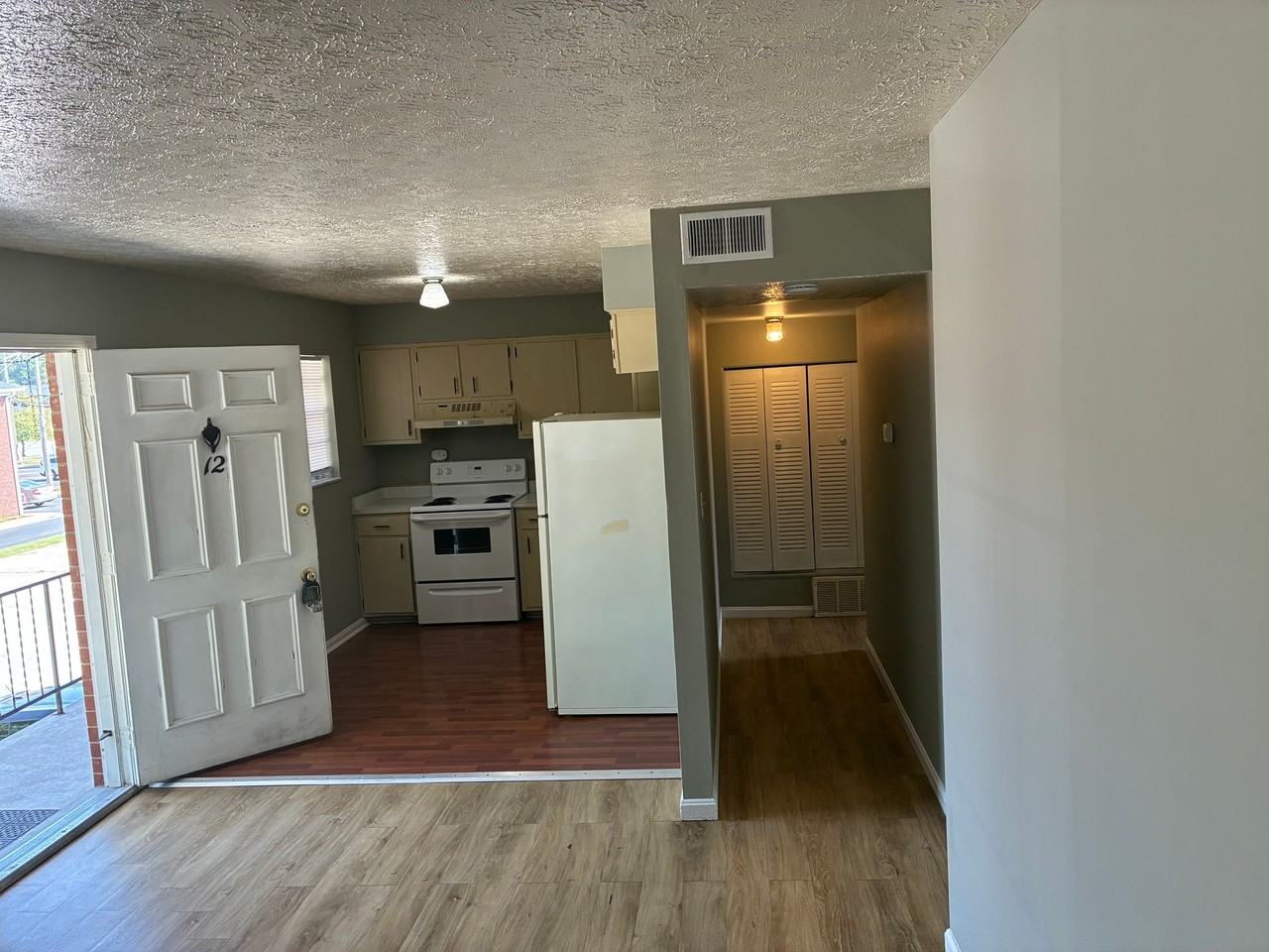 New Cut Apartments - Photo 5 of 5