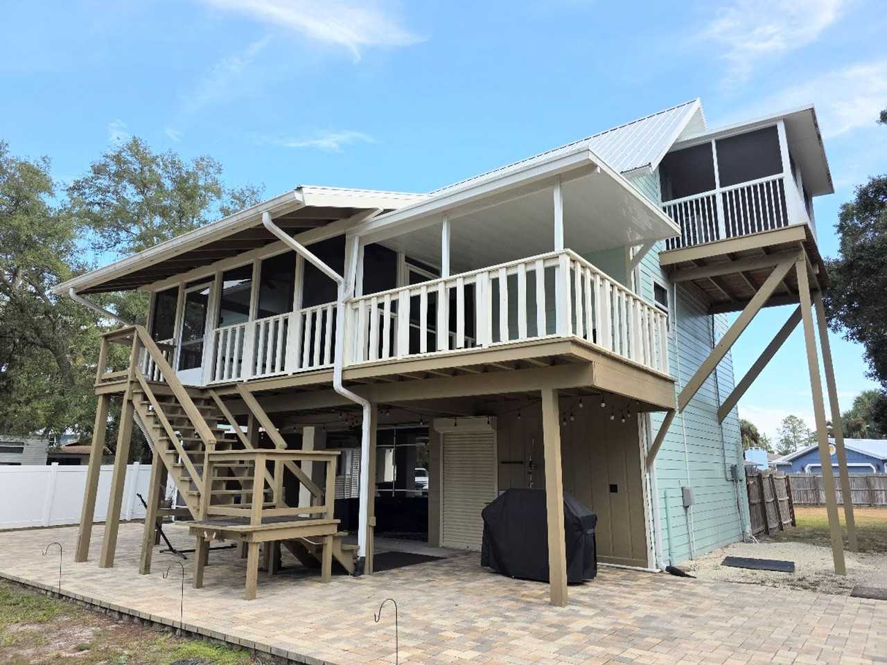 11307 Coral Court West - Photo 2 of 28