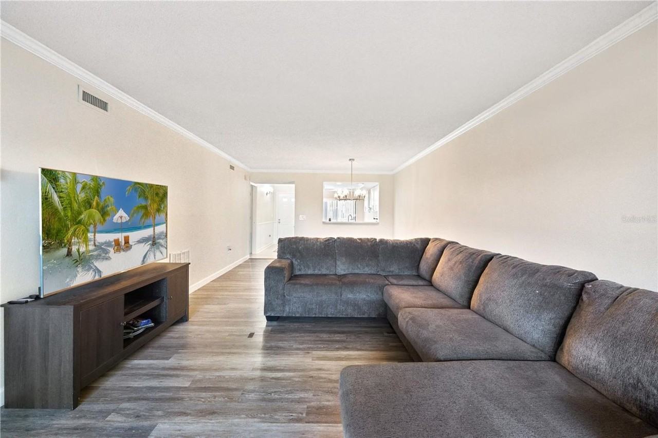 6211 Timber Lake Drive - Photo 3 of 12