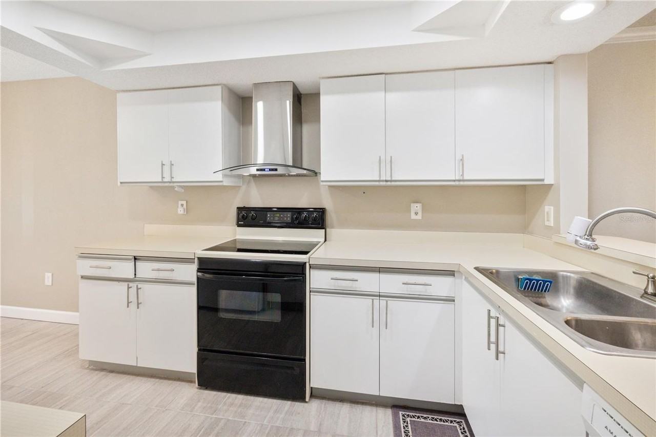 6211 Timber Lake Drive - Photo 4 of 12