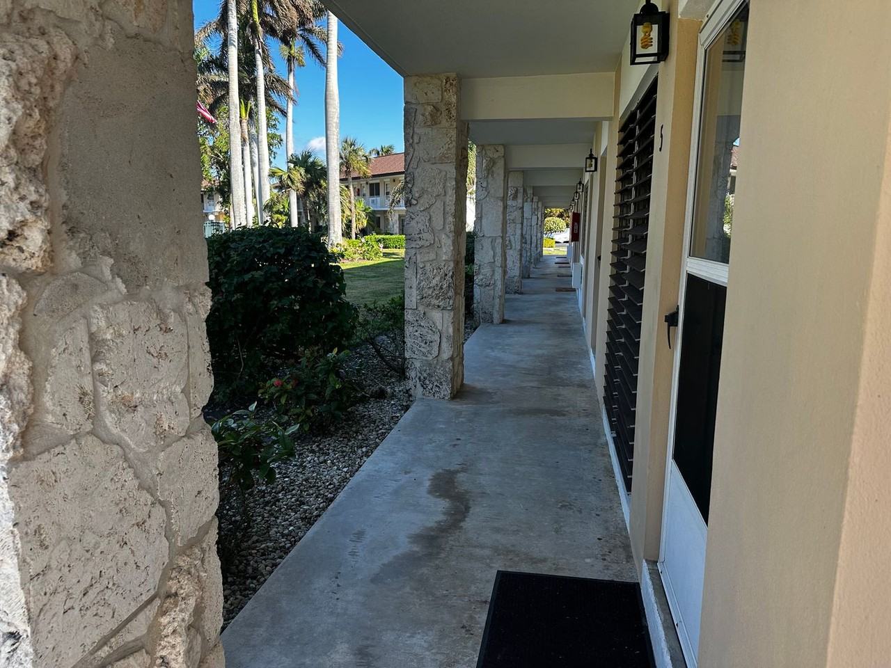 167 167 N. Collier Blvd. O 5 - Photo 3 of 14