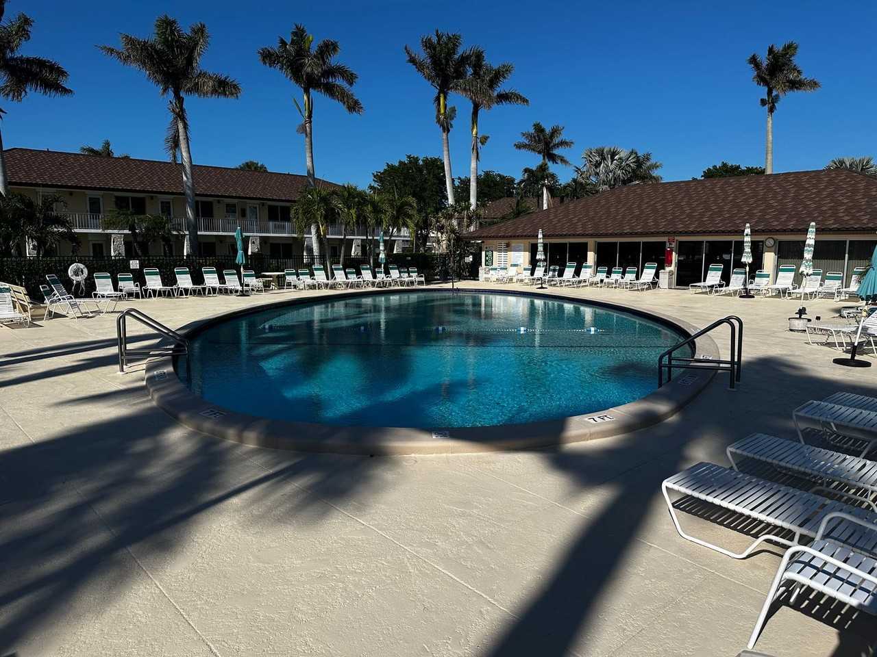 167 167 N. Collier Blvd. O 5 - Photo 5 of 14