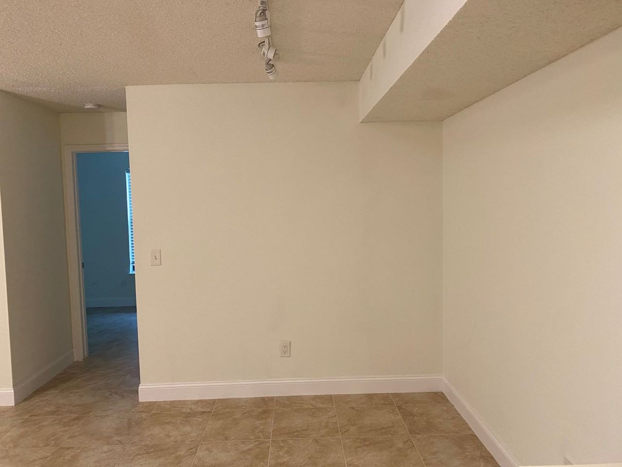 2118 Arbour Walk Cir - Photo 7 of 17