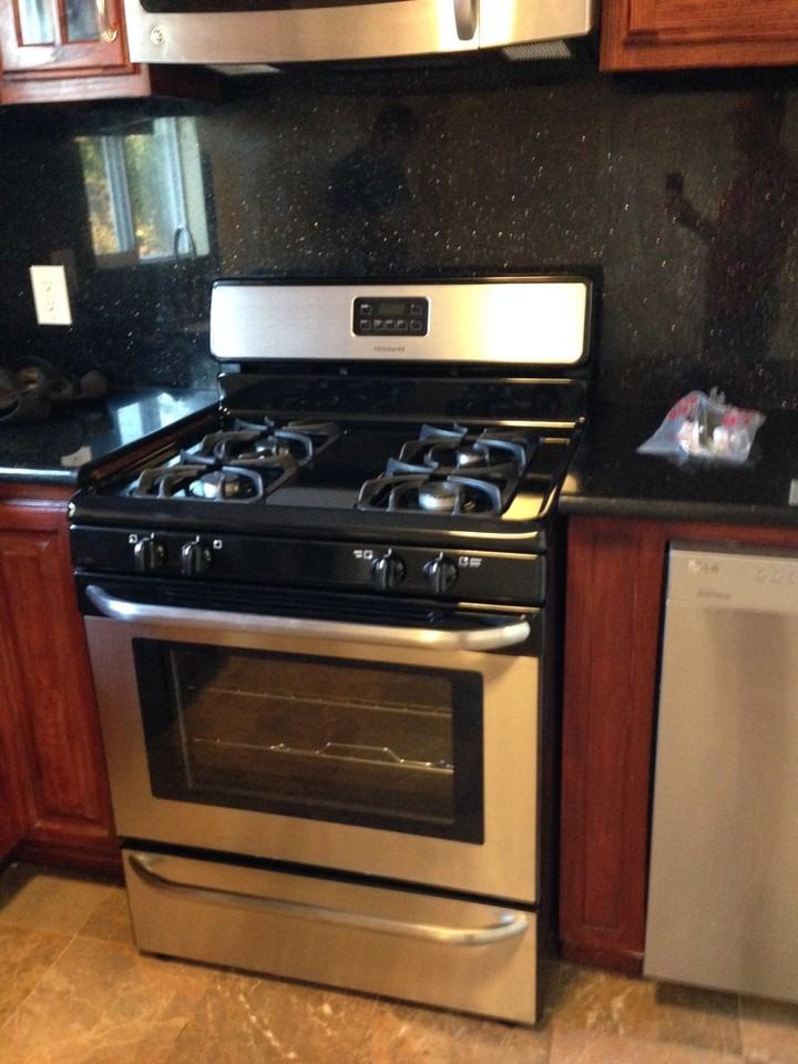 3508 Marguerite St - Photo 3 of 31