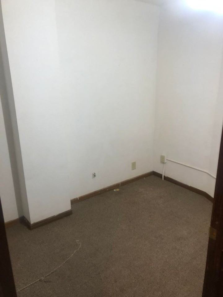 930 West 3rd Street - Photo 3 of 9