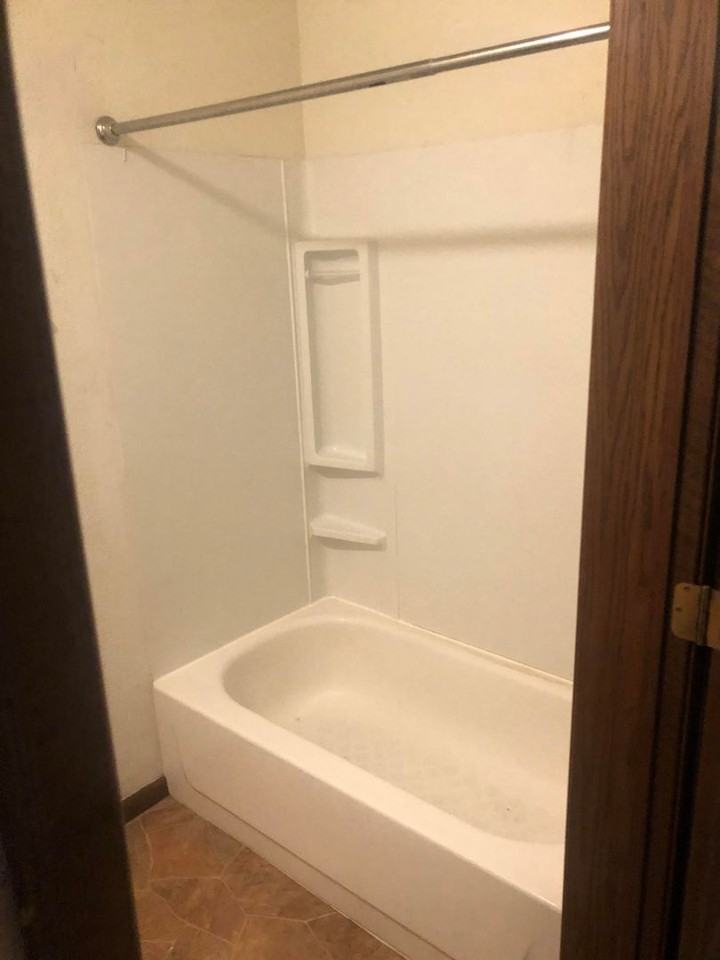 930 West 3rd Street - Photo 6 of 9