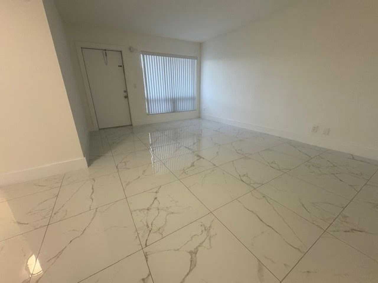 500 S Crescent Dr Hollywood, FL 33021 - Photo 7 of 7