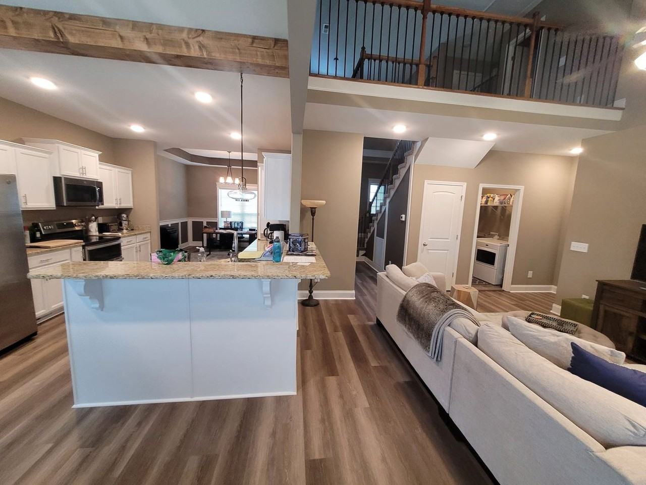 249 Crusaw Dr - Photo 4 of 23