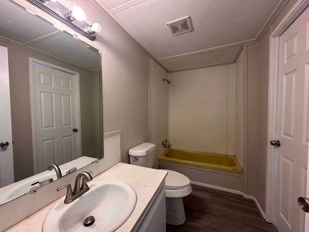 3201 Stephen F Austin Drive #122 - Photo 7 of 8