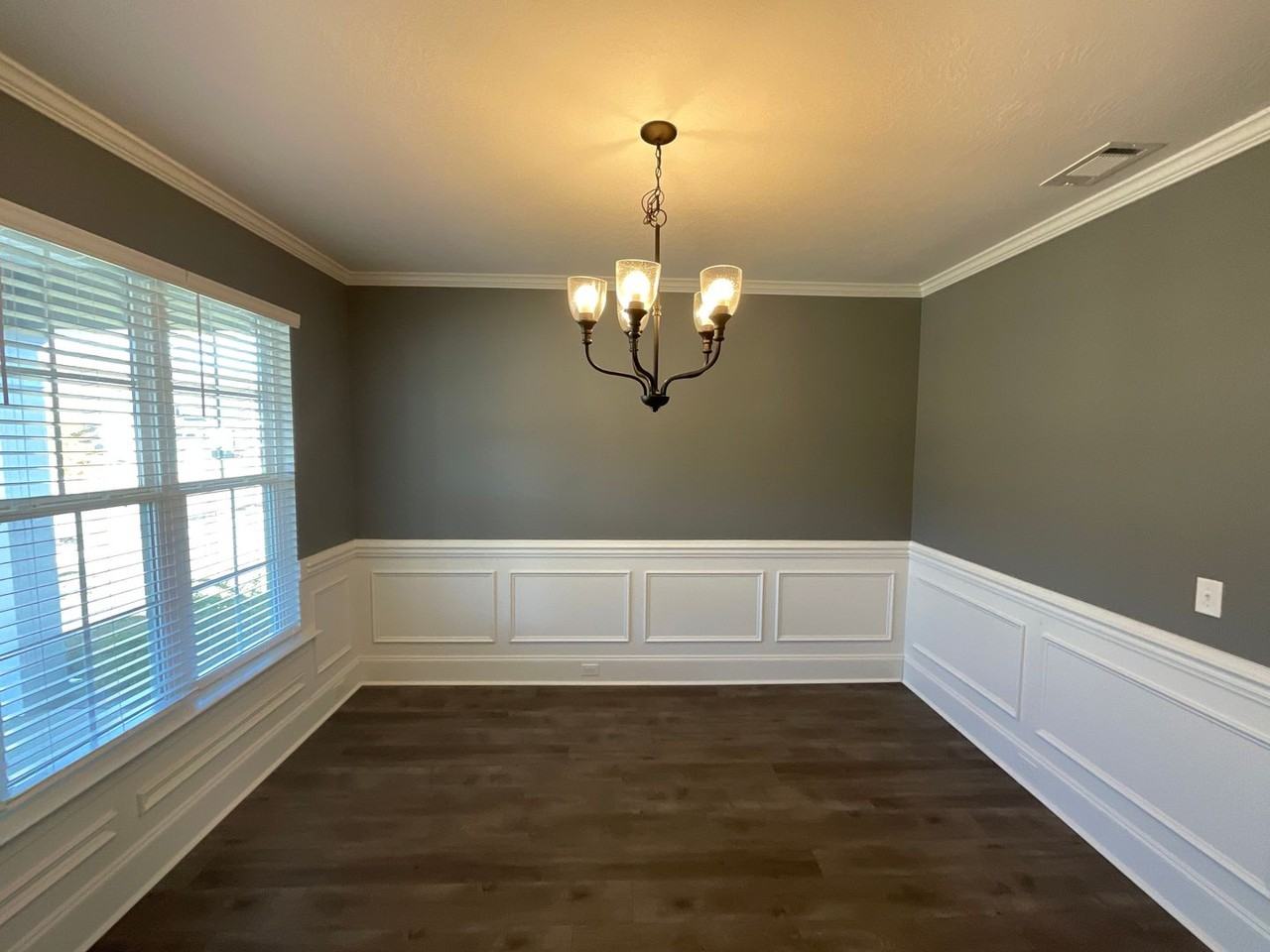 883 Lynbrook Ct - Photo 3 of 26